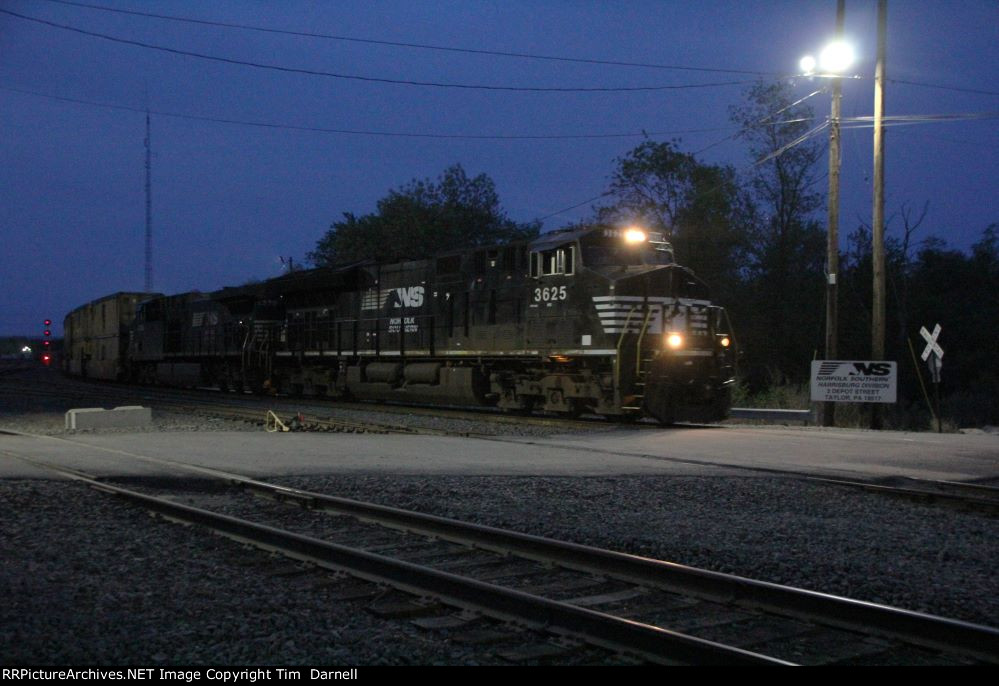 NS 3625 leads 11Z